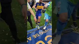 🔵🟡 LA REACCIÓN DE CHIQUITO ROMERO DESDE LA PLATEA DE LA BOMBONERA [upl. by Zobkiw]