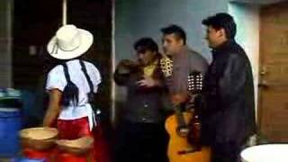 ATRAPADORITA cueca ALEJANDRO CAMARA Y EL GRUPO SEMILLA [upl. by Cavil]