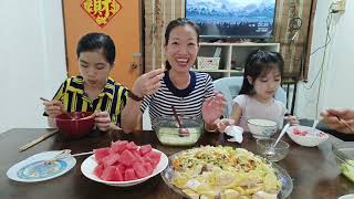 Vlog hôm nay vào bếp nấu nồi cháo gà cho gia đình ăn cuộc sống malaysia [upl. by Eugenle814]