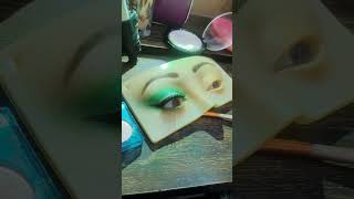 Quick Green Makeup eyemakeup makeuplook foryou [upl. by Pudendas441]