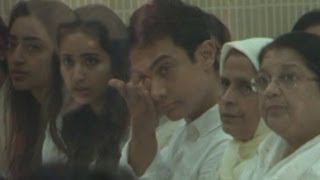 Aamir Khan CRIES at Jiah Khans condolence MEET [upl. by December]