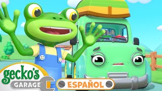 Tilly Grúa está enferma  🐸 Garaje de Gecko  Carros para niños  Vídeos educativos [upl. by Perni828]