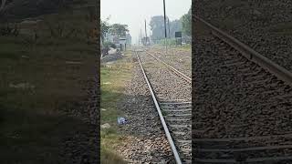 Check the horn sound of GEU20 4561 Leading 39UP Jaffar Express Departuring Kot Lakhpat Station [upl. by Vinnie]