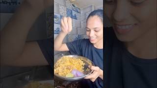 Biriyani chesanu taste aete 👌👌trending food biryani [upl. by Amsirp264]