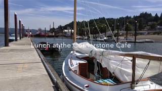 Marshall Sanderling Catboat sailing the Columbia River [upl. by Edik]