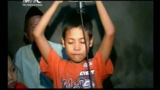 DUKUN CILIK PONARI 2009flv agsamawa66 [upl. by Einaej401]