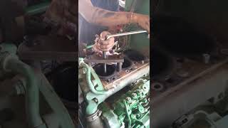 Is it the VALVES Single Cylinder Briggs and Stratton OHV VALVE ADJUSTMENT Procedure and Specs [upl. by Lebbie644]