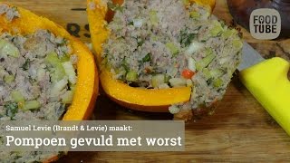 Gevulde Pompoen met worst van Brandt en Levie [upl. by Hsetirp714]