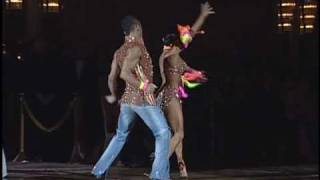 Michael Wentink amp Beata  Samba WSSDF2004 [upl. by Assirat]