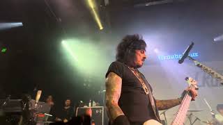 Motley Crue Live at the Troubadour On With The Show 1072024 Nikki Sixx Tommy Lee Vince Neil John5 [upl. by Eladnor]