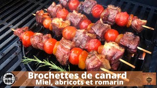 4 étapes facile pour réaliser des brochettes de canard au miel abricots et romarin [upl. by Bina570]