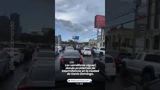 Los semáforos siguen dando problemas de intermitencia en la ciudad de Santo Domingo [upl. by Assiled329]