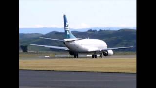 Final Air New Zealand 737 ZKNGI Departure from Napier 16th September 2015 [upl. by Jacquette]