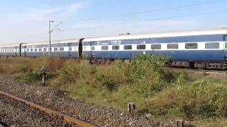 WAP4 COROMANDEL EXPRESS CURVES DANCES TOWARDS MAS [upl. by Arotahs]