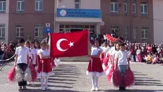 23 NİSAN TÜRKİYEM CANIM BENİM İSTİKLAL MARŞI  2013 Gösterisi [upl. by Ahselrac]