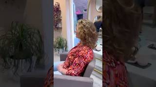 “Bij Global Curl  Master Training Claudine Haarcreaties draait alles om jouw perfecte krullen [upl. by Dunstan571]