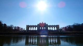 Heute kalendarisch astronomischer Frühlingsbeginn 20 III Gloriette Schönbrunn – DCFZ 82 Superzoom [upl. by Cirnek]