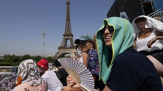 Olimpiadi di Parigi salgono le temperature e arriva il caldo dopo la pioggia allinizio dei Giochi [upl. by Eeloj]