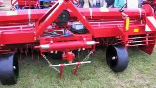 FRAISEBUTTEUSE  GRIMME DYCKERS GF 904 [upl. by Chrystal]