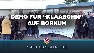 Frauen demonstrieren für Erhalt von „Klaasohm“ auf Borkum [upl. by Eberhard]