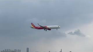 A321211 Vietjet Air VNA633Hue 🛬SGN A321 Vietjetair sanbaytansonnhat xuhuong [upl. by Bradly]