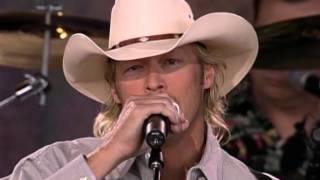 Alan Jackson  The Blues Man Live at Farm Aid 2000 [upl. by Hgeilyak]