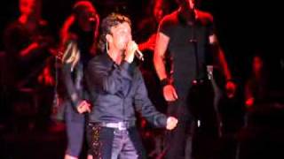 Tarkan in Azerbajain FULL Performance [upl. by Wootan]