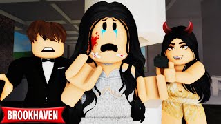 MY SISTER STOLE MY CRUSH AWAY FROM ME ROBLOX BROOKHAVEN CoxoSparkle [upl. by Ardnoik]