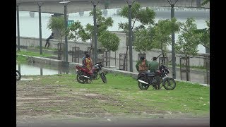 Watch how Sabarmati riverfront becomes Romancefront [upl. by Adelina]