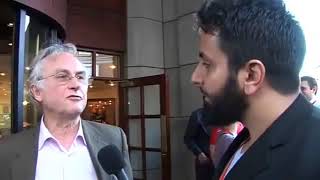 Hamza Tzortzis confronts Richard Dawkins [upl. by Madelaine]