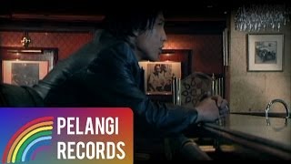 Caffeine  Seperti Bidadari Official Music Video [upl. by Ellehcem]