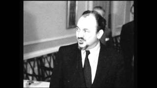 Anker Jørgensen overdrager Statsministeriet til Poul Hartling  19 december 1973 [upl. by Nerrawed]