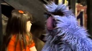 Classic Sesame Street Herry Monster Michille Spainsh [upl. by Dlarej644]