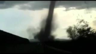 Automovilistas captan tornado en Nuevo León [upl. by Eta522]