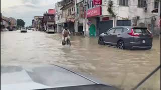 Teluk Intan dilanda banjir [upl. by Reagan114]