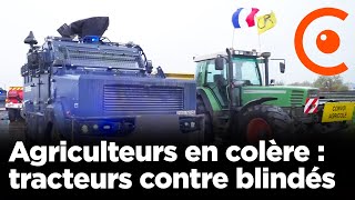 REPLAY – Agriculteurs évacués par les blindés de la Gendarmerie à la centrale Leclerc à Beychac [upl. by Myrtie]