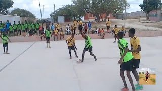 Futebol de rua [upl. by Odradlig553]