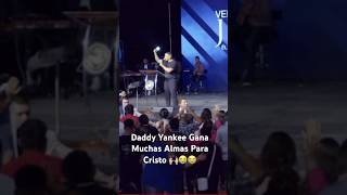 Daddy Yankee Gana Muchas Almas para Cristo musica viralvideo cristovive [upl. by Sherrie]