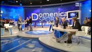 Alessandro Siani alla Domenica Sportiva 28 nov2010 [upl. by Saxen]