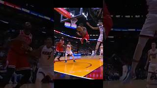 Wait for it 🏀😱 short nba basketball lebronjames foryou [upl. by Notnyw]