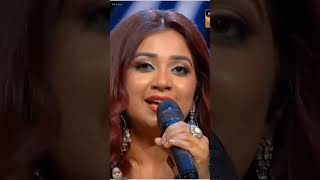 shreyaghoshalsings mohe rang do lal song [upl. by Robinette221]