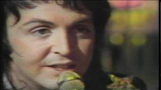 Paul McCartney amp Wings  Medley Little Woman LoveC Moon Live High Quality [upl. by Behm15]