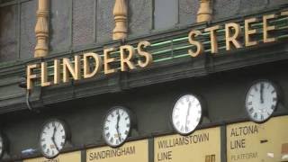 The Changing Colours of Flinders St Station [upl. by Baudoin]