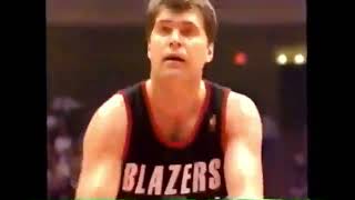 Arvydas Sabonis vs Houston Rockets 1997 ‐ 1212 from the line [upl. by Annwahsal]