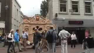 Straatdraaiorgel de Marenghi van Nuberg in Gouda Deel 2 [upl. by Manuel]