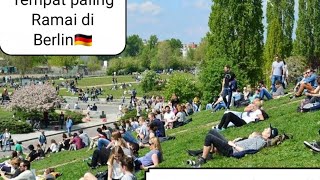 BERLINS 🇩🇪MAUERPARK ON A SUNDAY 2024 4k Karaoke Food und Flea Markets [upl. by Gautious]