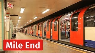 London Underground Tight Action at Mile End Station [upl. by Bruns]