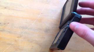 How to turn on a Nintendo DS Lite [upl. by Aiyotal]