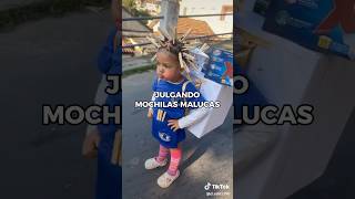 Julgando mochilas malucas mochilas humor comedia shortsvideo memes escola [upl. by Temhem]