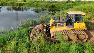 Excellent Action Mighty Shantui Huge Dozer Skills Clear and Push Making Road Goto Landfilling [upl. by Alekehs672]